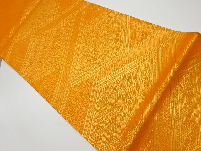 リサイクル　佐賀錦菱に檜垣模様織出し全通袋帯